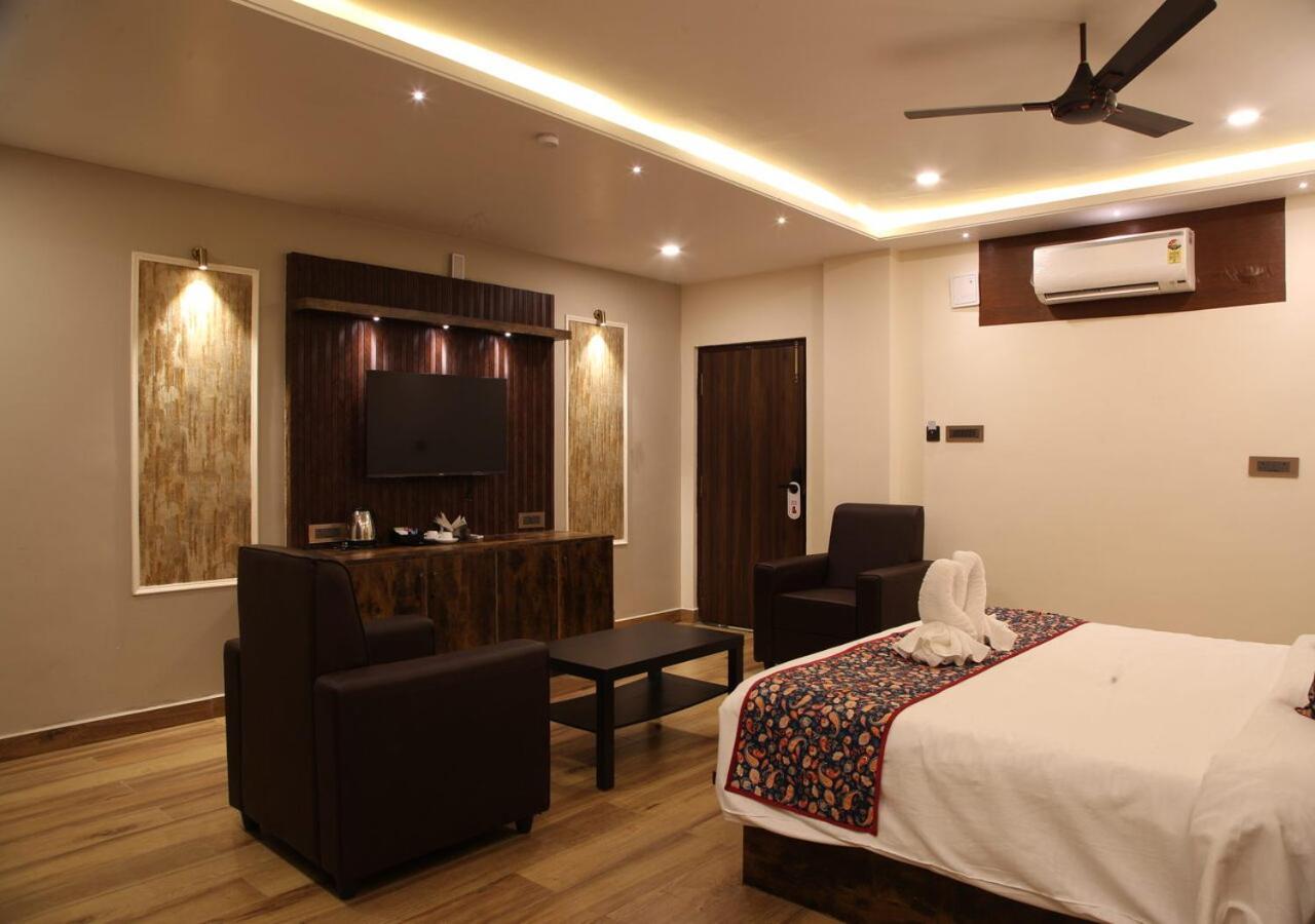Dakshin Suites Srikakulam Exterior foto
